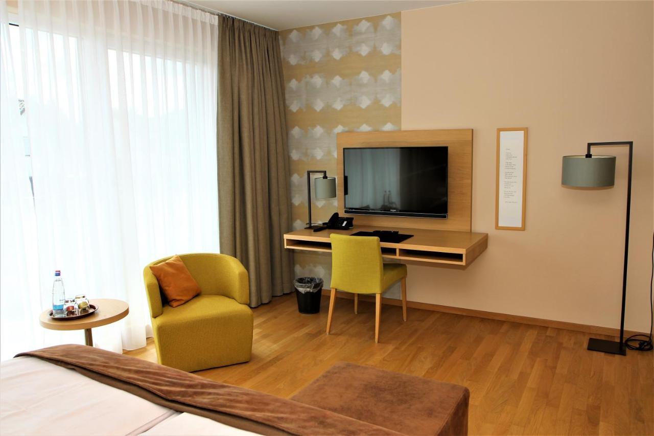 Restaurant & Hotel Einhorn Oppenweiler 외부 사진